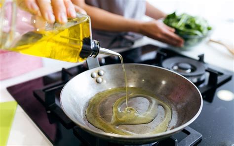 How To Cook With Oil - Recipes.net