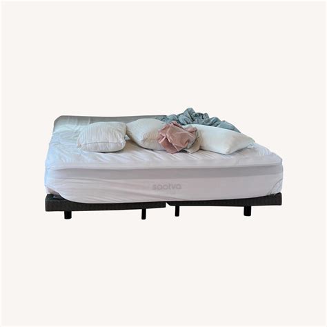 Saatva Lineal Power Adjustable Bedframe Split King Bed - AptDeco