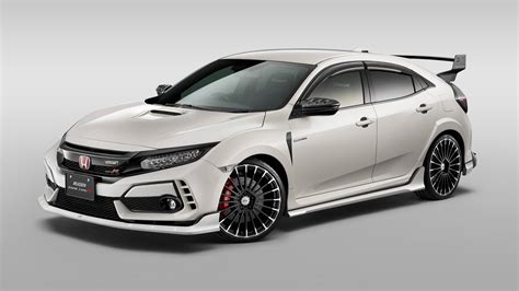 FK8 Honda Civic Type R fettled by Mugen | evo