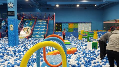 Smiley Indoor Playground and Arcade Indianapolis Indiana - YouTube