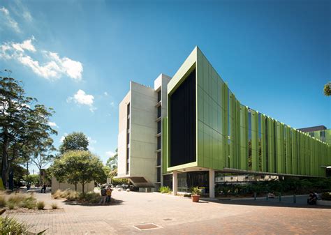 UNSW Sydney - University of New South Wales: Fees, Reviews, Rankings, Courses & Contact info