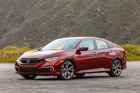 2020 Honda Civic sedan and coupe get a price bump