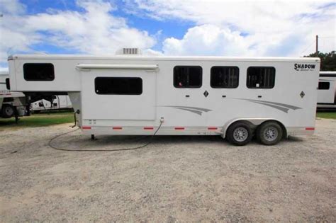 Used 2014 Shadow 3 Horse Trailer with Living Quarters :: Dixie Horse & Mule Co