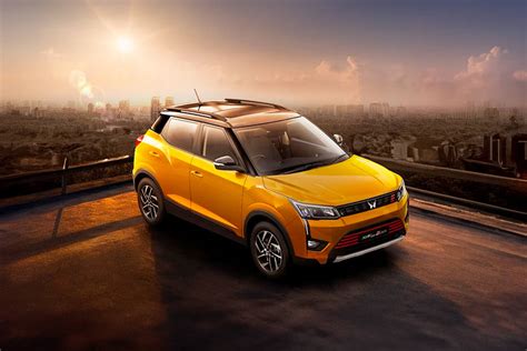 Mahindra XUV300 Reviews - (MUST READ) 2424 XUV300 User Reviews