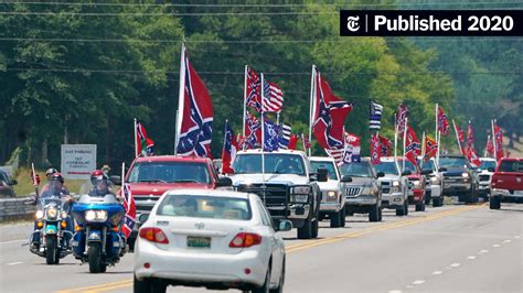 Abiding by the Confederate Flag Ban Inside Talladega, Grudgingly - The New York Times