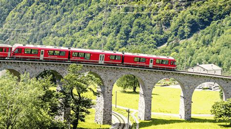 Grand Train Tour Of Switzerland: A Detailed Guide - SwitzerLanding