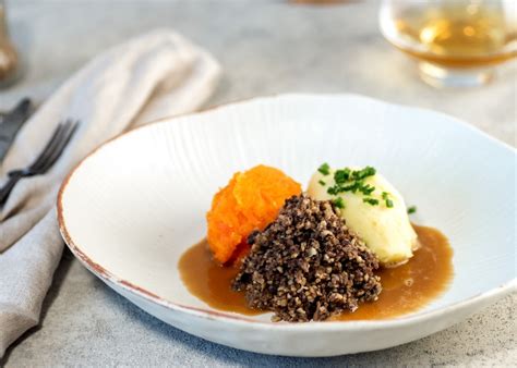 Haggis, neeps and tatties with whisky sauce