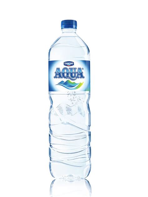 Aqua (Product) on Behance | Kemasan botol, Botol air, Minuman