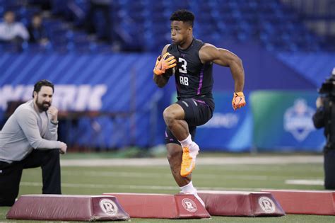 Penn State RB Saquon Barkley dominating scouting combine - Houston ...