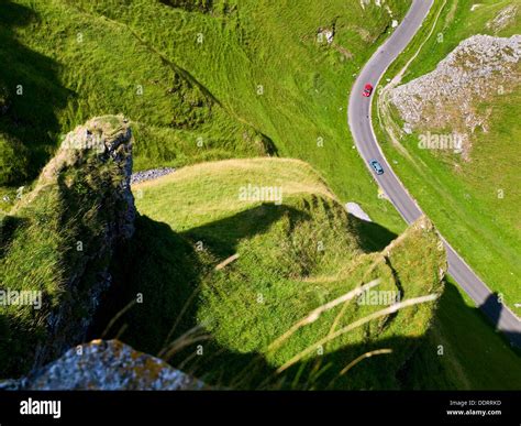 Winnats Pass, Hope Valley, Derbyshire, Peak District National Park ...