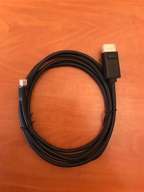 Cable Mini Displayport 2 m A ESTRENAR de segunda mano por 10 EUR en Málaga en WALLAPOP