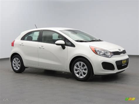 2013 Kia Rio LX 5-Door Exterior Photos | GTCarLot.com