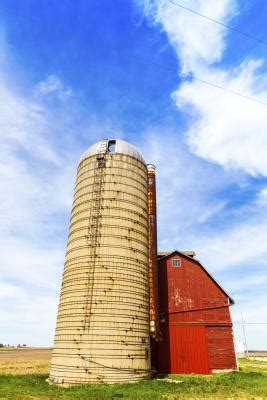 How Do Grain Silos Work? | Sciencing