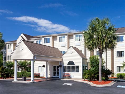 Microtel Inn & Suites by Wyndham Brunswick - Glynco, Brunswick, Georgia ...