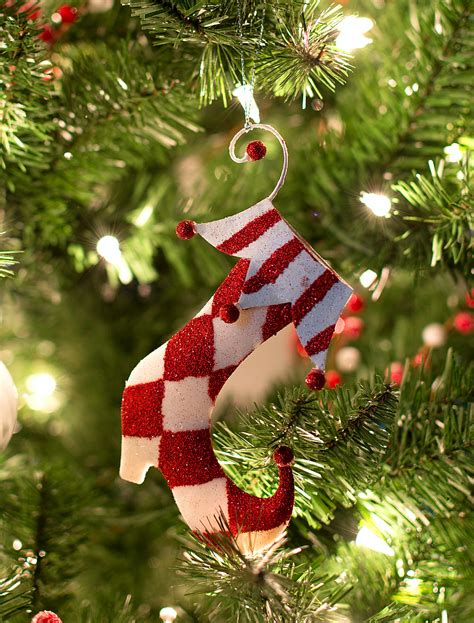 Red & White Christmas Tree Decor