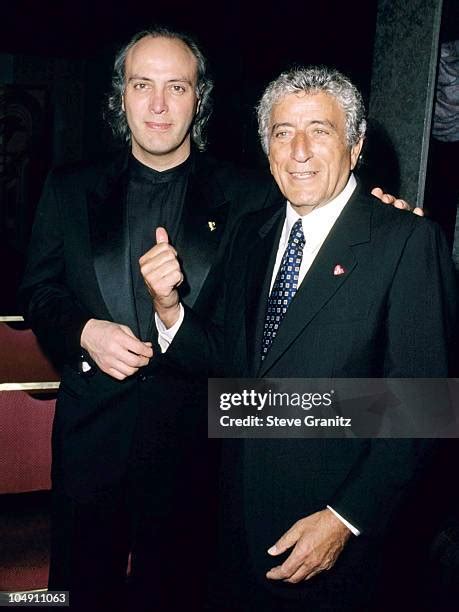 Tony Bennett Family Photos and Premium High Res Pictures - Getty Images