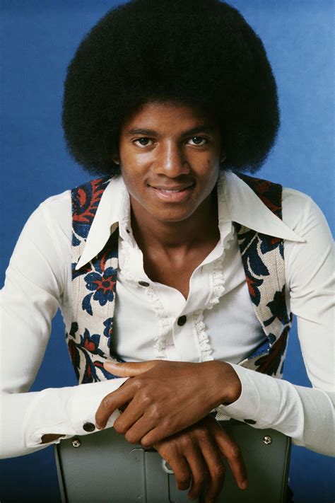 Download Young Michael Jackson Pictures 2000 X 3000 | Wallpapers.com