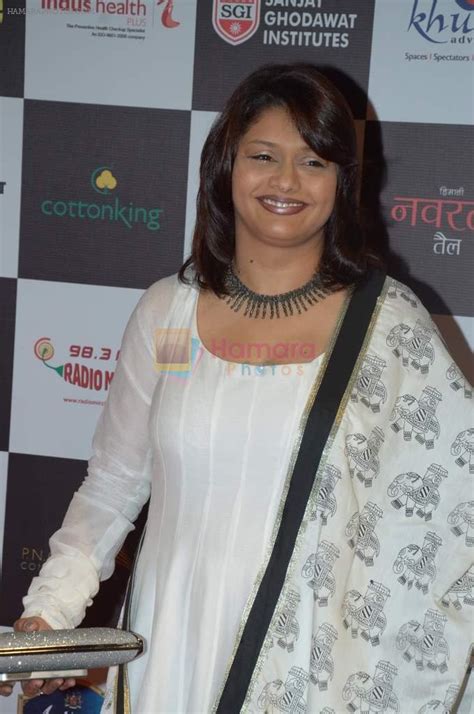 Pallavi Joshi at Mirchi Marathi Music Awards in Mumbai on 18th March 2013 / Pallavi Joshi ...