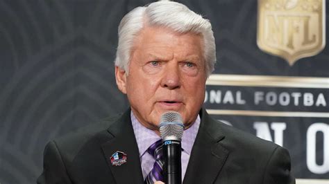 Jimmy Johnson addresses beef with Jerry Jones prior to Ring of Honor ceremony