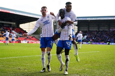 James Tavernier blasts Rangers to Premiership summit with penalty ...