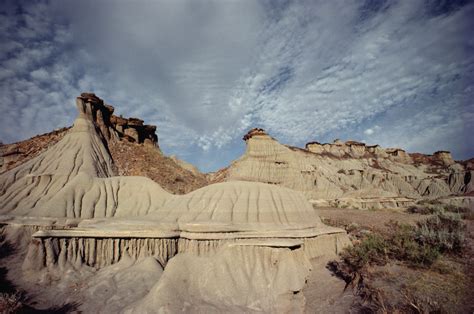 Rock formations in dinosaur provincial park Free Photo Download | FreeImages