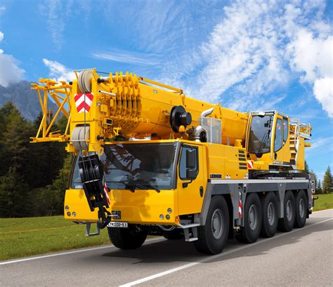 Truck Cranes: Small Volumes, Big-Time Capabilities | Construction Equipment