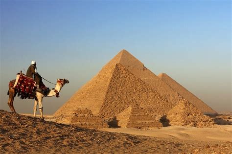 Cairo Tour Pyramids of Giza and Sphinx - Deluxe Travel Egypt