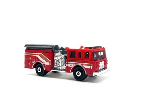 Matchbox PIERCE DASH FIRE ENGINE | Fire trucks, Diecast trucks, Matchbox