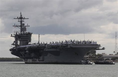 USS Carl Vinson aircraft arrival