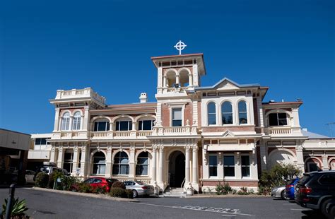 Mater Private Hospital, Rockhampton - Roof Replacement - Paynters