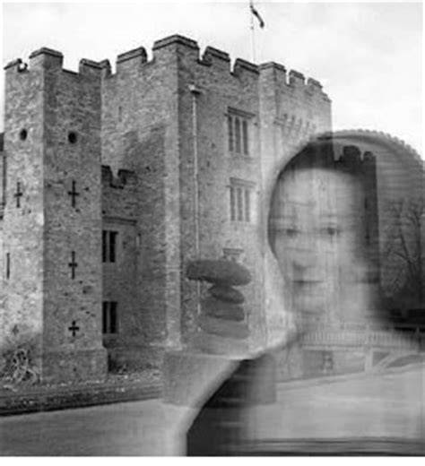 Richard Senate's Ghost Blog: The headless Ghost of Anne Boleyn