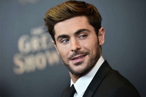 Zac Efron Slammed By Social Media Users For Not Singing Alongside ...