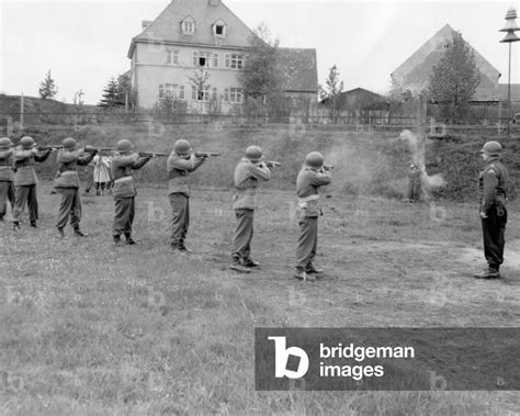 Image of U.S. Army firing squad executed Richard Jarozik in Kitzingen, Germany,