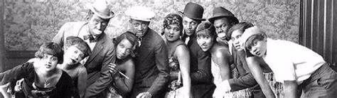 Performers at the Apollo Theater pose for a squad picture circa 1935.