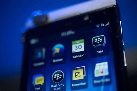 BlackBerry Messenger Heads to Android and iOS - Bloomberg