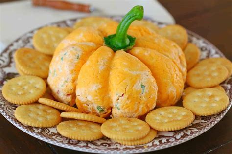 Pumpkin-Shaped Cheese Ball - The Country Cook