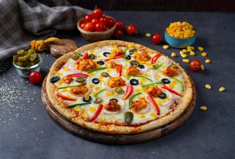 Order Maharaja Veg Cheese Burst Pizza Pizza Medium online from Ovenstory
