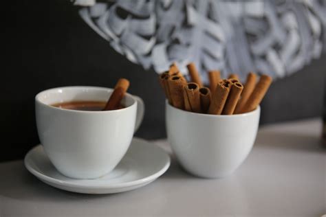 6 Health Benefits of Cinnamon in Coffee: Based on Science | Coffee Affection