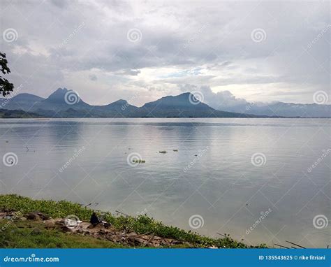 Waduk jatiluhur stock image. Image of indonesia, lake - 135543625