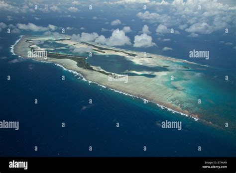 Palmyra atoll aerial hi-res stock photography and images - Alamy