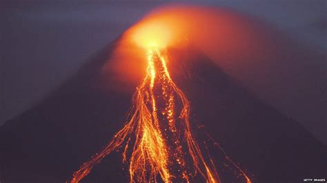 In pictures: Mayon volcano rumbles | Lava flow, Volcano, Active volcano