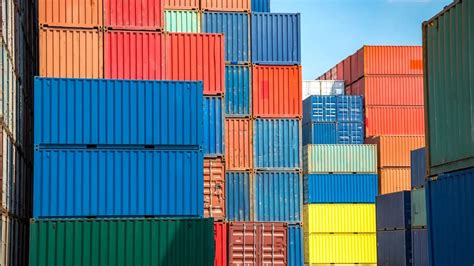 Painting Shipping Containers 101: How to Paint a Container | Container Guides & Resources | Boxhub