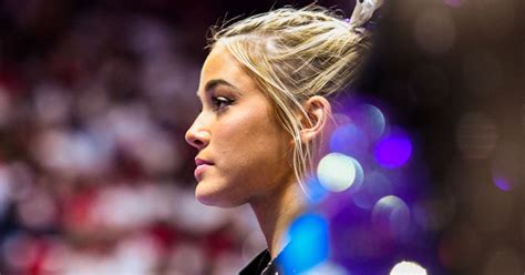 Livvy Dunne signs NIL deal, joins 2023 SI Swimsuit edition