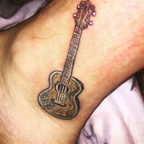 Ukulele Tattoo | Ukulele tattoo, Tattoos, Tattoos and piercings