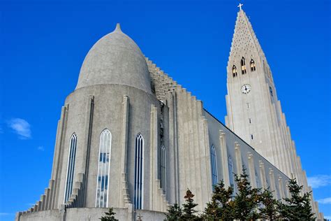 Church of Hallgrímur in Reykjavík, Iceland - Encircle Photos