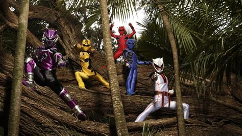 POWER RANGERS JUNGLE FURY is a Light and Fun Season That's Fun and Full ...