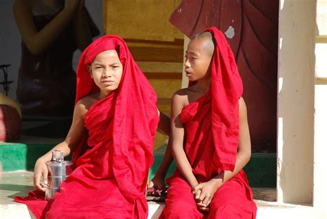 1536x864 wallpaper | Myanmar, Buddhism, Monk, Boys, Guys, red, cultures ...