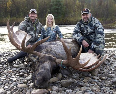 Yukon Moose Hunting - AK - Trips4Trade