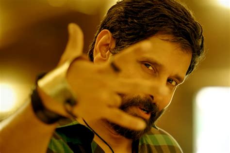 Why is a good actor like Vikram in this generic a movie?