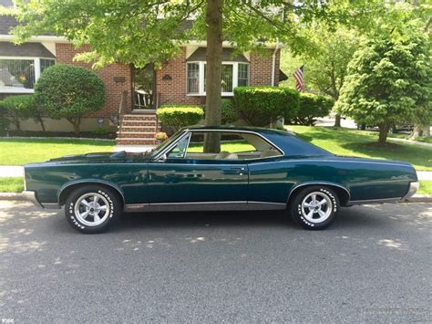 PICTURE CAR SERVICES LTD | Pontiac GTO Green 1967 Hood Scoop